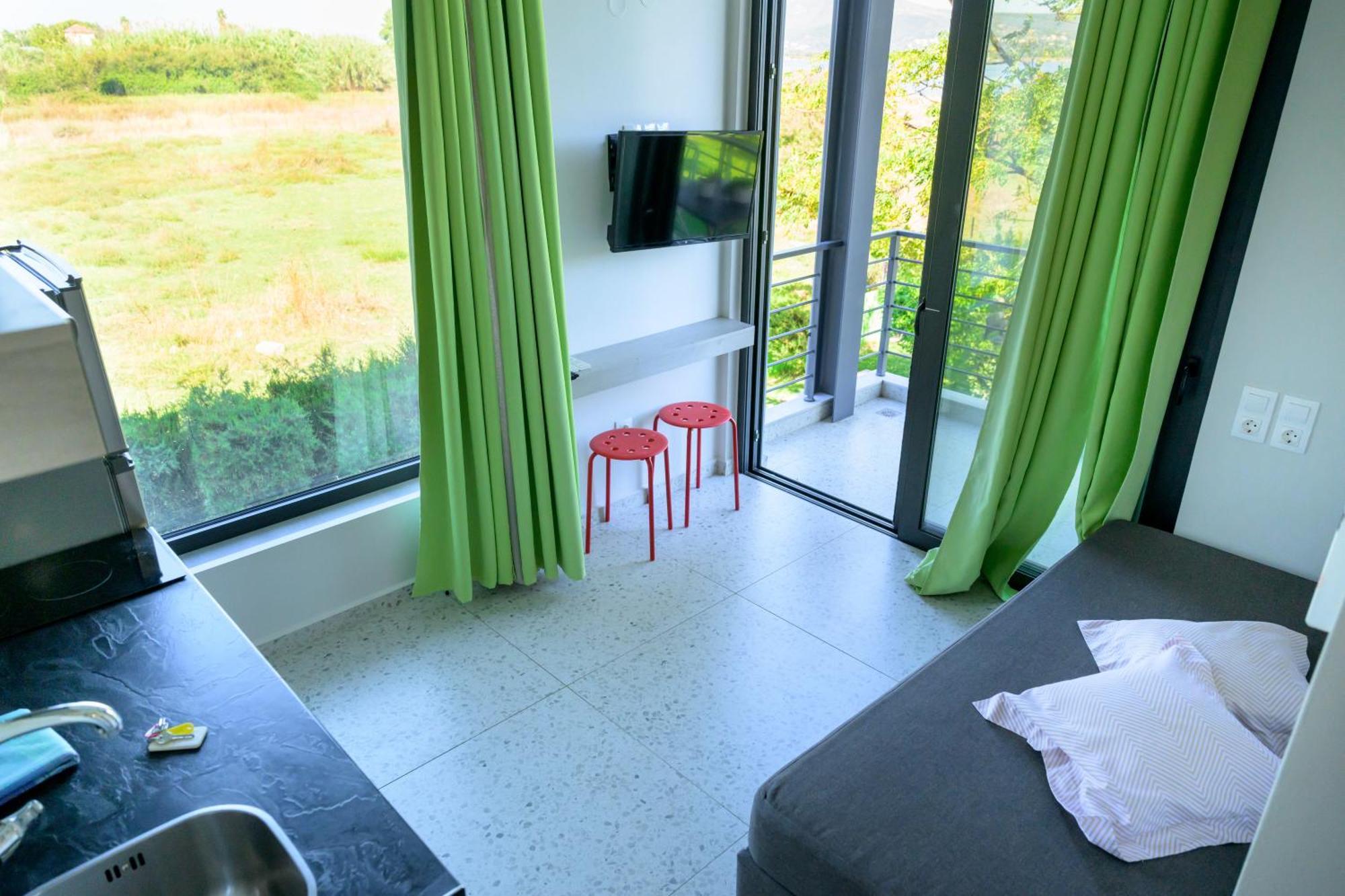 Bikini Apartments Kariótai المظهر الخارجي الصورة