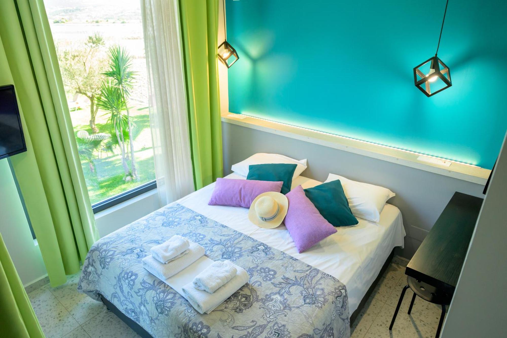 Bikini Apartments Kariótai المظهر الخارجي الصورة