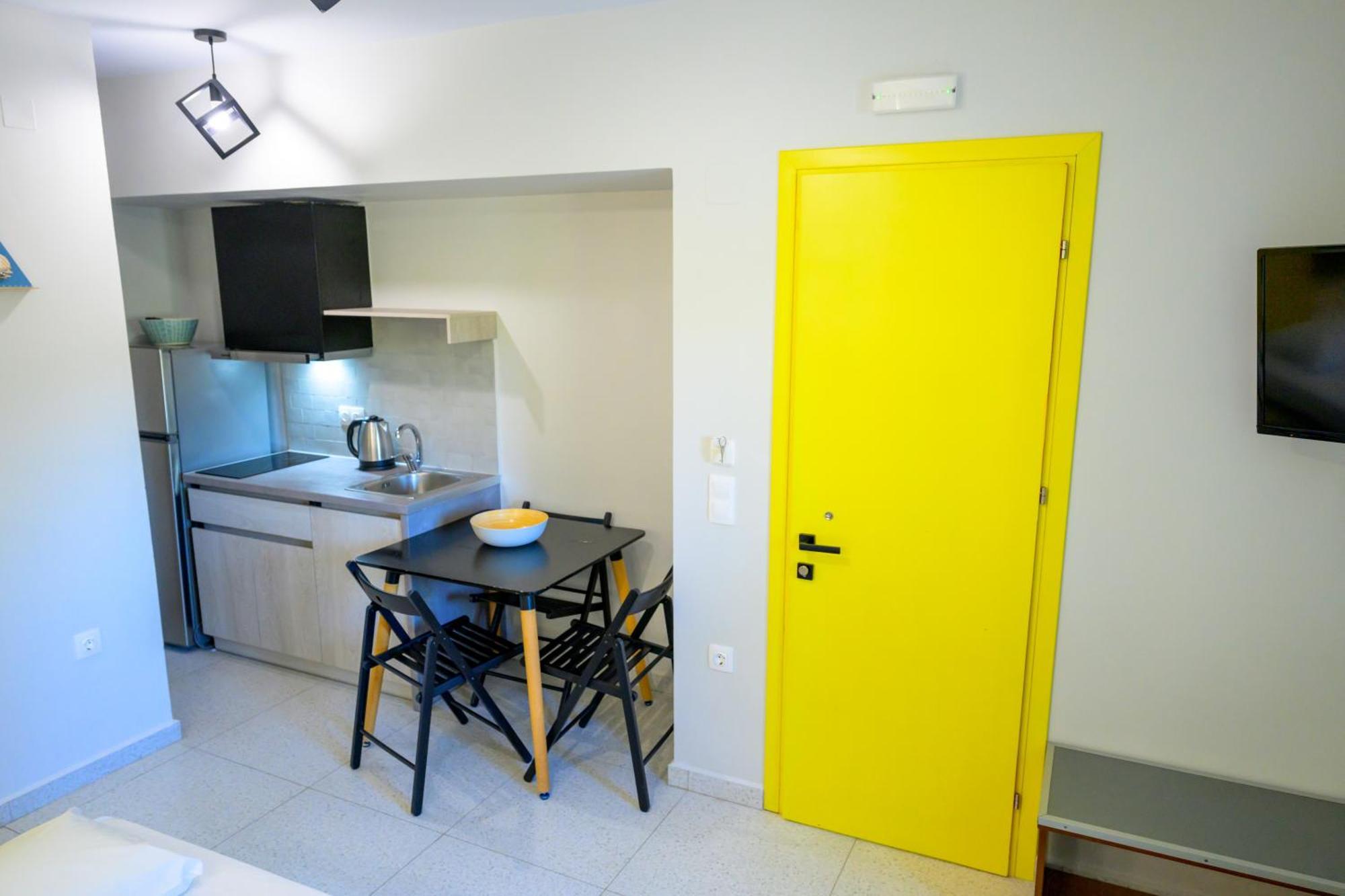 Bikini Apartments Kariótai الغرفة الصورة