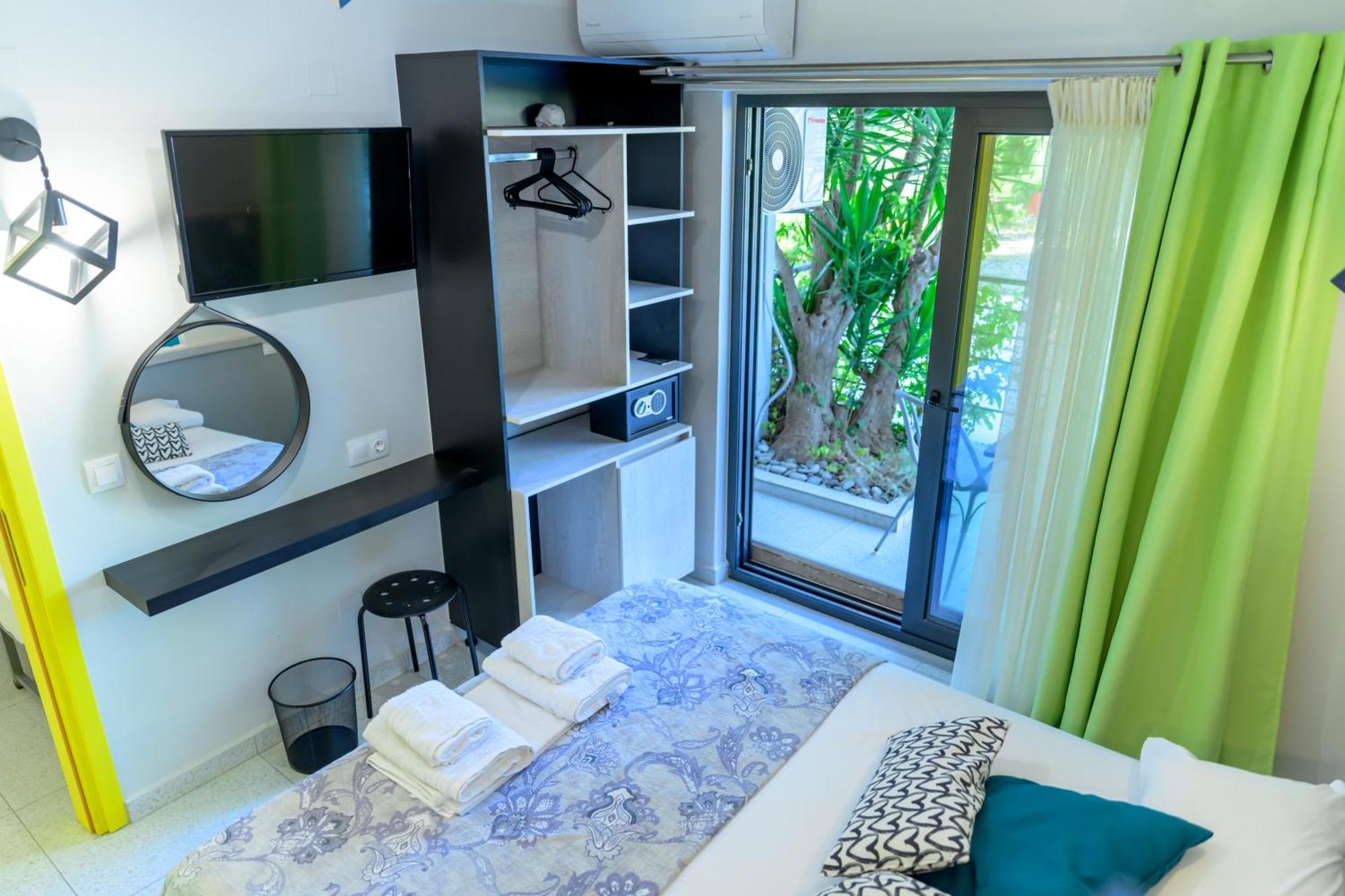 Bikini Apartments Kariótai المظهر الخارجي الصورة