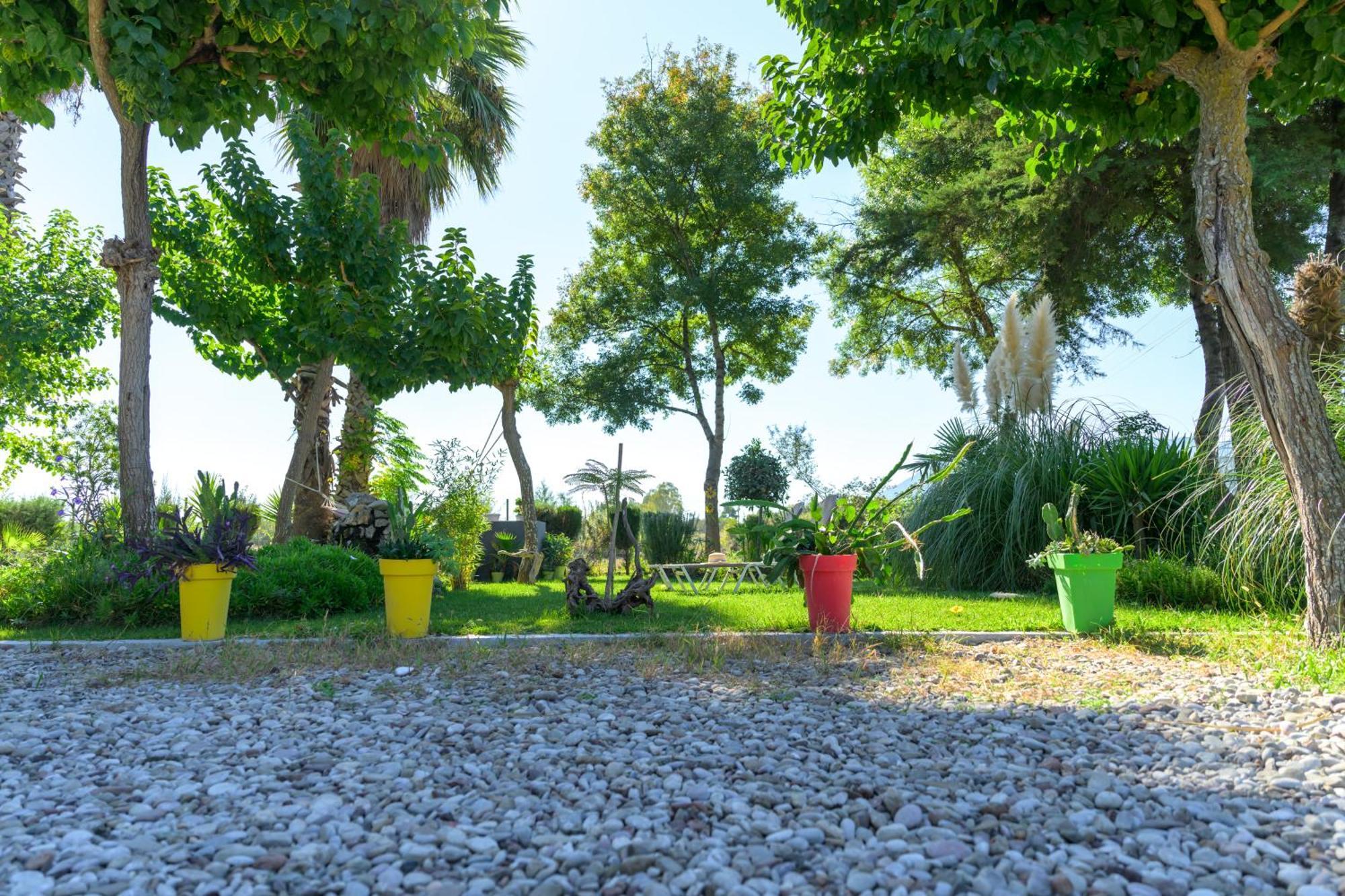 Bikini Apartments Kariótai المظهر الخارجي الصورة